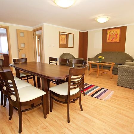 Hajdúszoboszló Zoli Apartmanok-Brody 51-53 מראה חיצוני תמונה