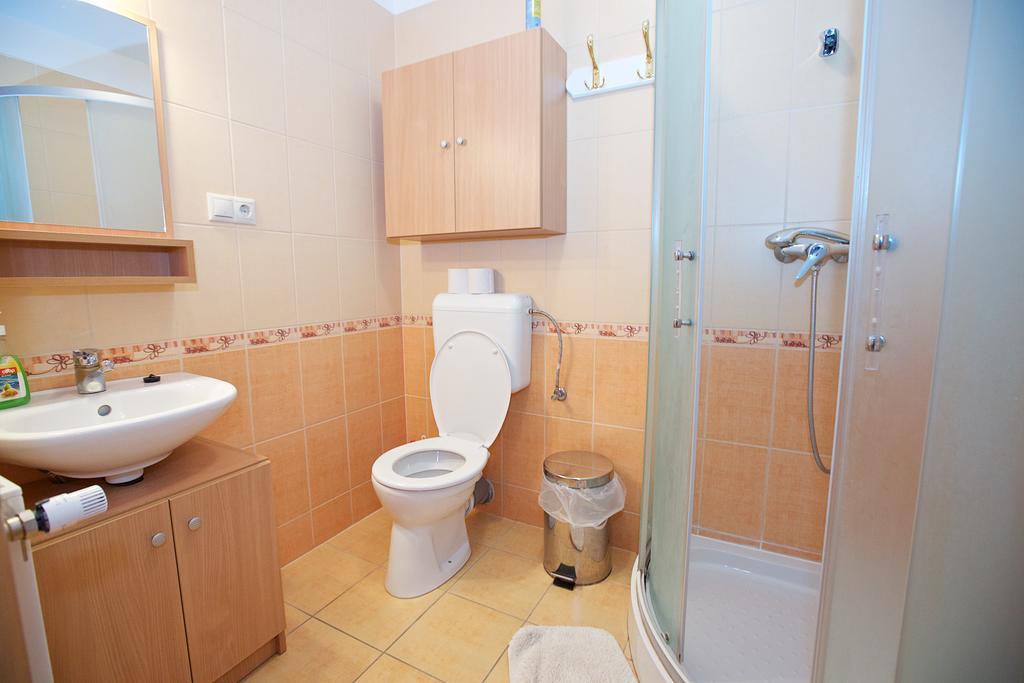 Hajdúszoboszló Zoli Apartmanok-Brody 51-53 מראה חיצוני תמונה