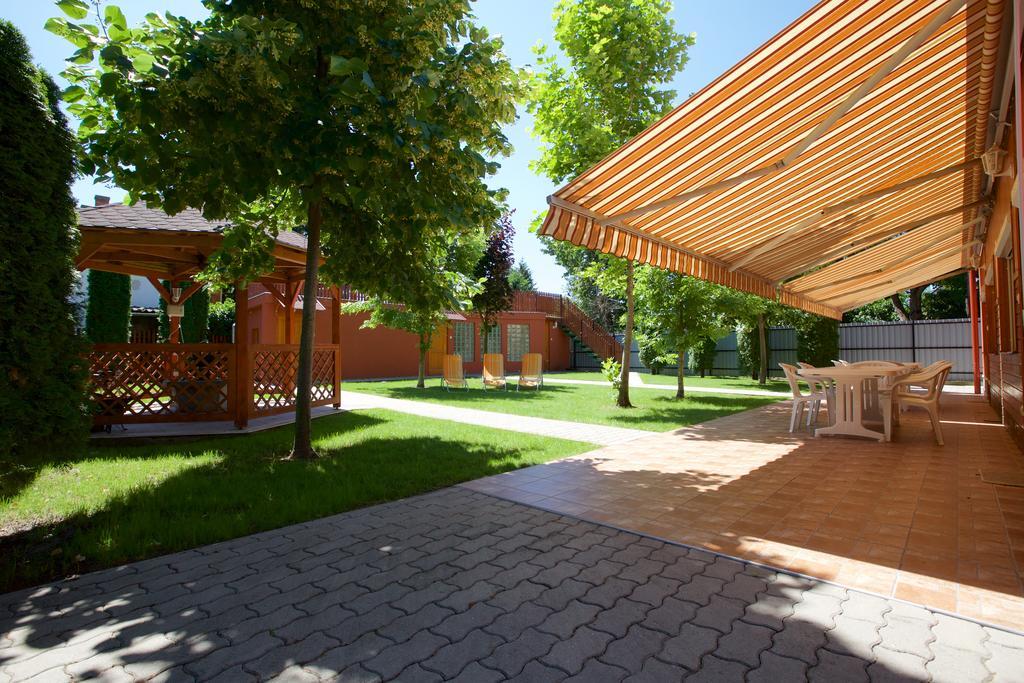Hajdúszoboszló Zoli Apartmanok-Brody 51-53 מראה חיצוני תמונה