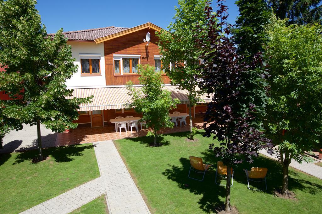Hajdúszoboszló Zoli Apartmanok-Brody 51-53 מראה חיצוני תמונה
